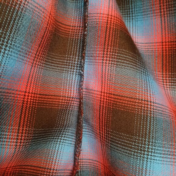 DIXXON FLANNEL COMPANY "THE JASON" Red and Blue Long Sleeve Size Medium - Picture 7 of 13